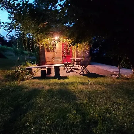 Natural Glamping Eco-tiny House