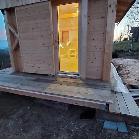 Natural Glamping Eco-tiny House