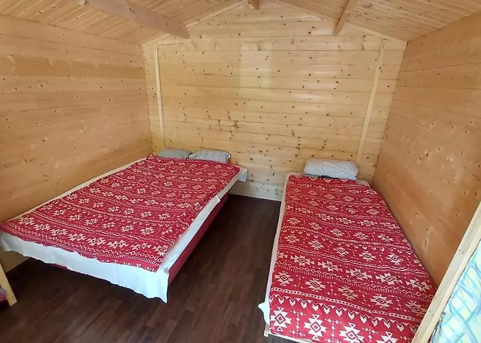 Natural Glamping Eco-tiny House