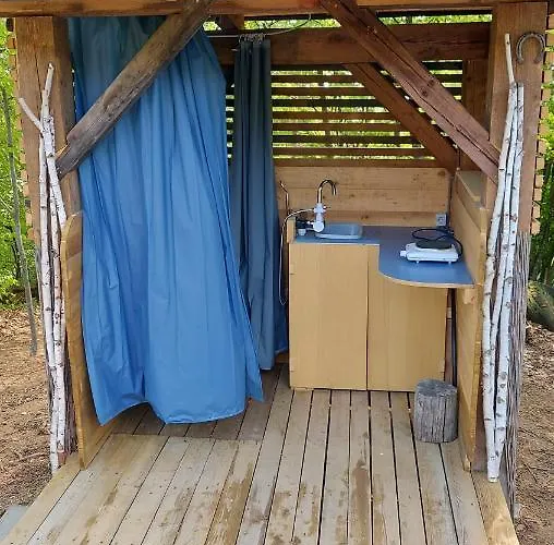 Natural Glamping Eco-tiny House