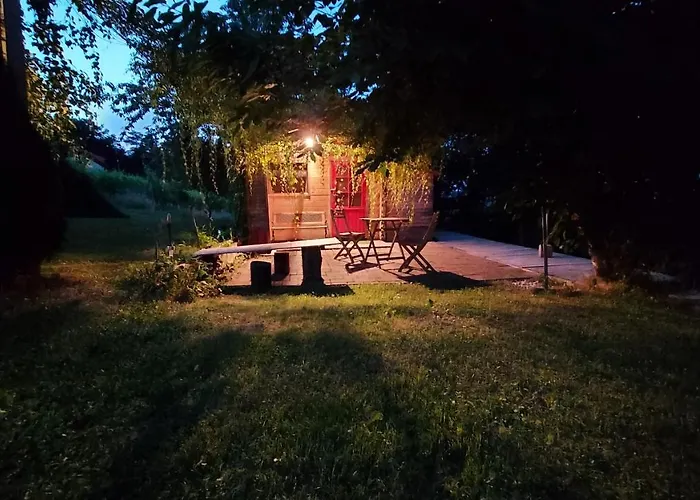 Natural Glamping Eco-tiny House