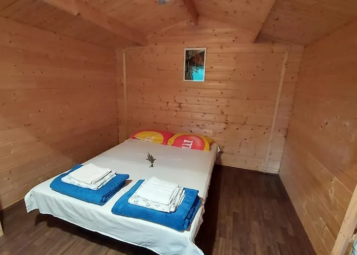 Campeggio Natural Glamping Eco-tiny House Skocjan (Skocjan)